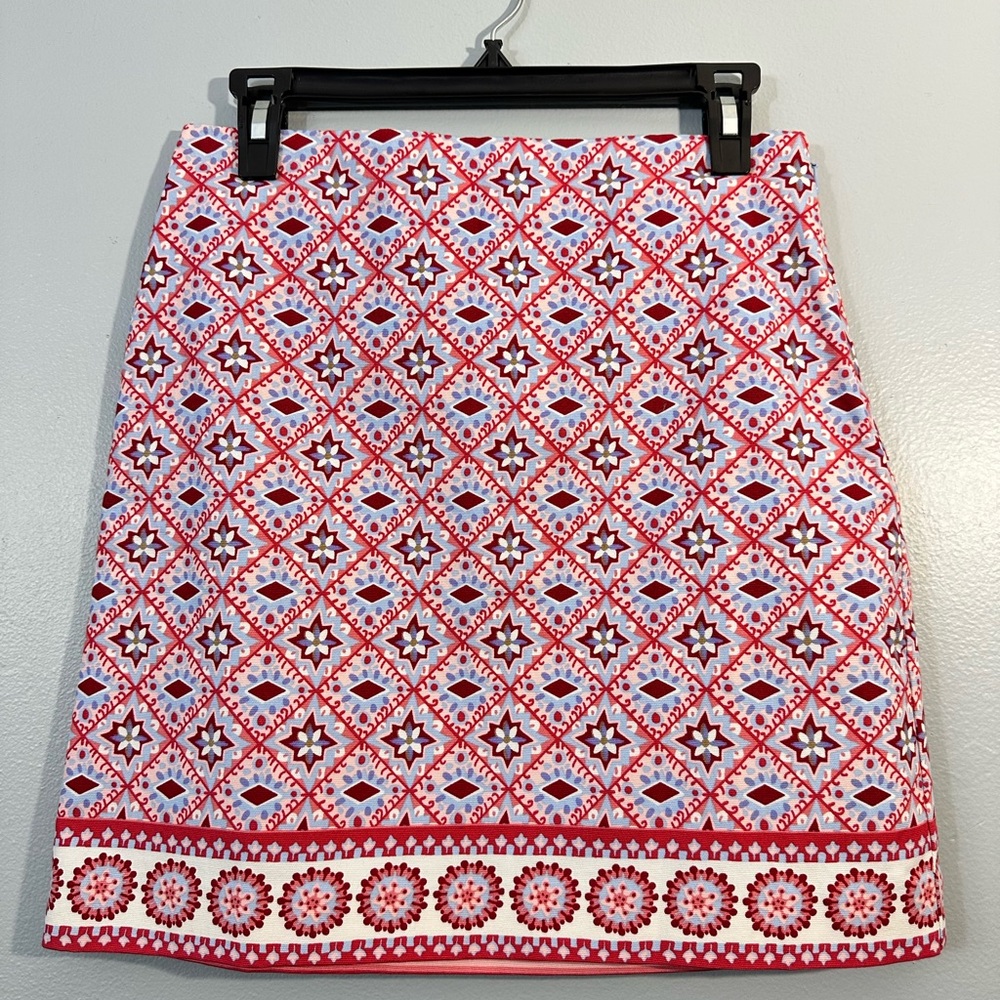TALBOTS  Red and White Patterned Women's Skirt            SIZE 2 PETITE